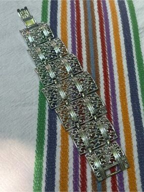 Vintage 1960s Sarah Coventry Wide Panel Link Bracelet, Open Work Lace Like Patte